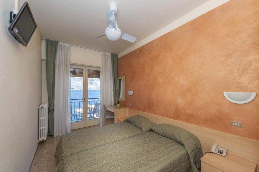 Hotel Sorriso Brenzone sul Garda Exteriér fotografie