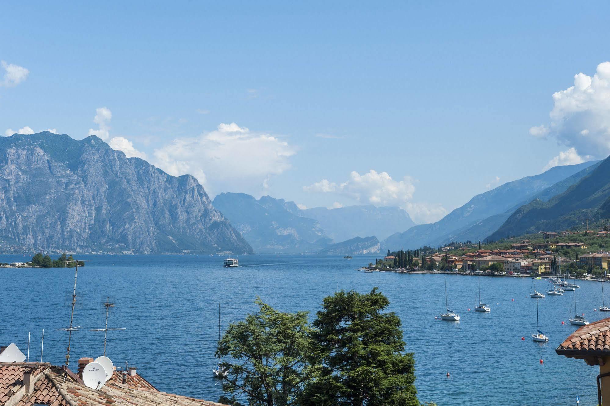 Hotel Sorriso Brenzone sul Garda Exteriér fotografie